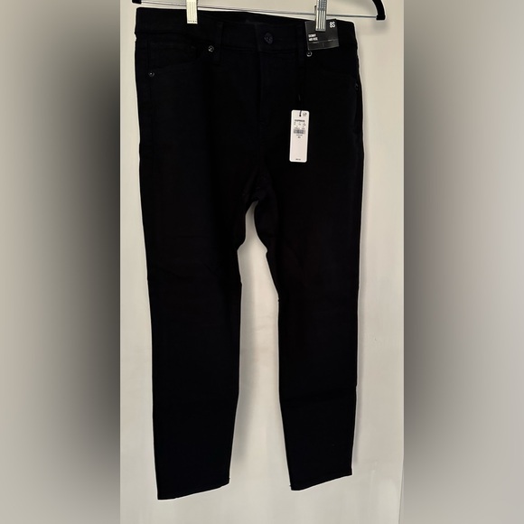 Express Denim - Express skinny mid rise, size 8S. New with tags.